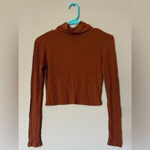 Active USA Rust Long Sleeve Turtleneck Top Size Small